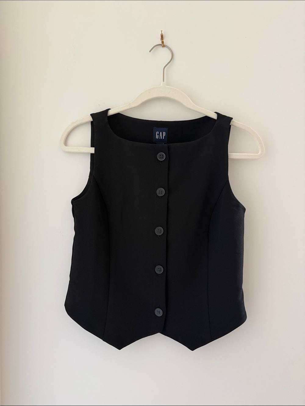 Gap Black Sleeveless Button-Front Vest